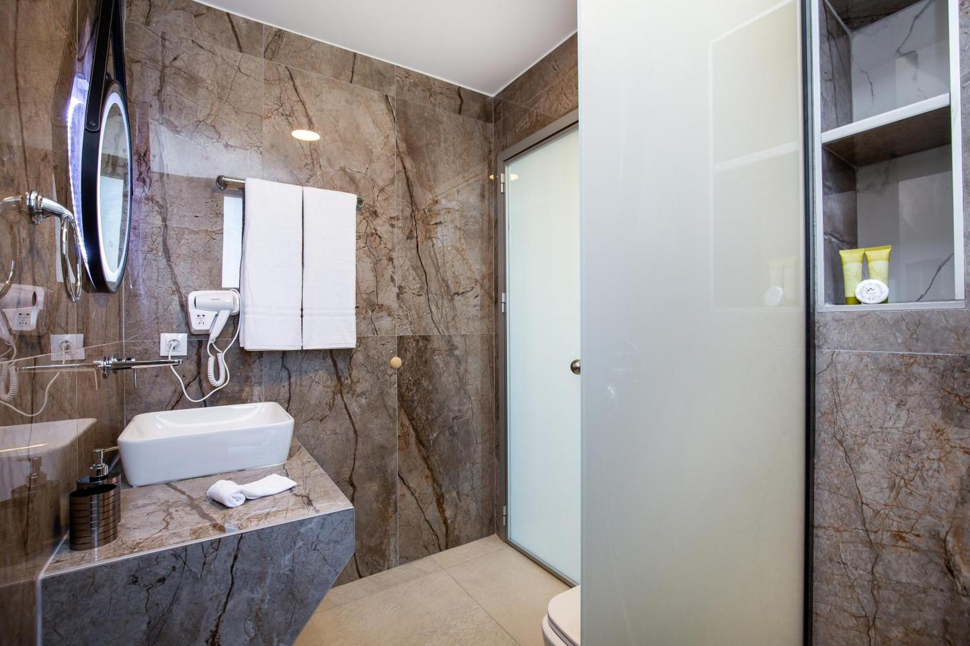 Vlashi Apartments Limenaria  Bagian luar foto
